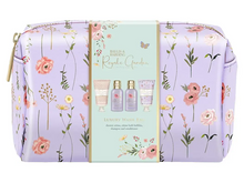 Load image into Gallery viewer, BAYLIS &amp; HARDING ROYALE GARDEN LUXURY WASH BAG SET